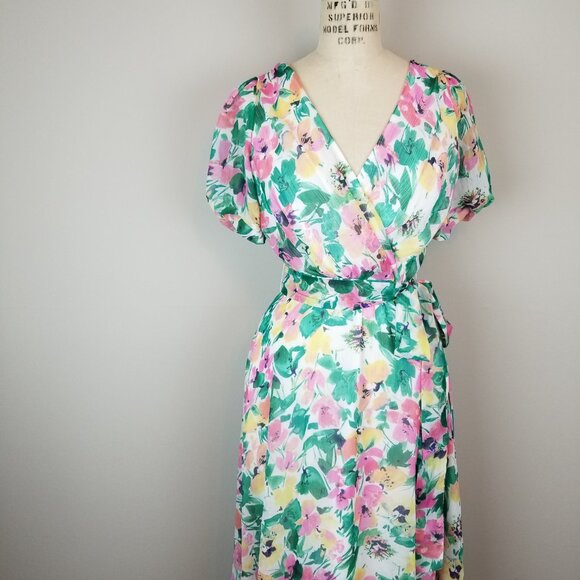 DKNY Pretty Green Floral Chiffon Faux Wrap Dress with Matching Tie Belt * Size 4 - Picture 1 of 10